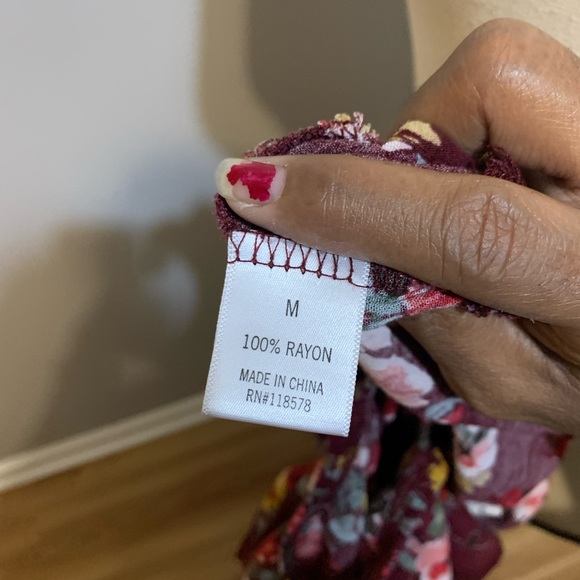 🛍️Haute Project LA Intricate Embroidered Crop Top Sz M - Picture 11 of 16